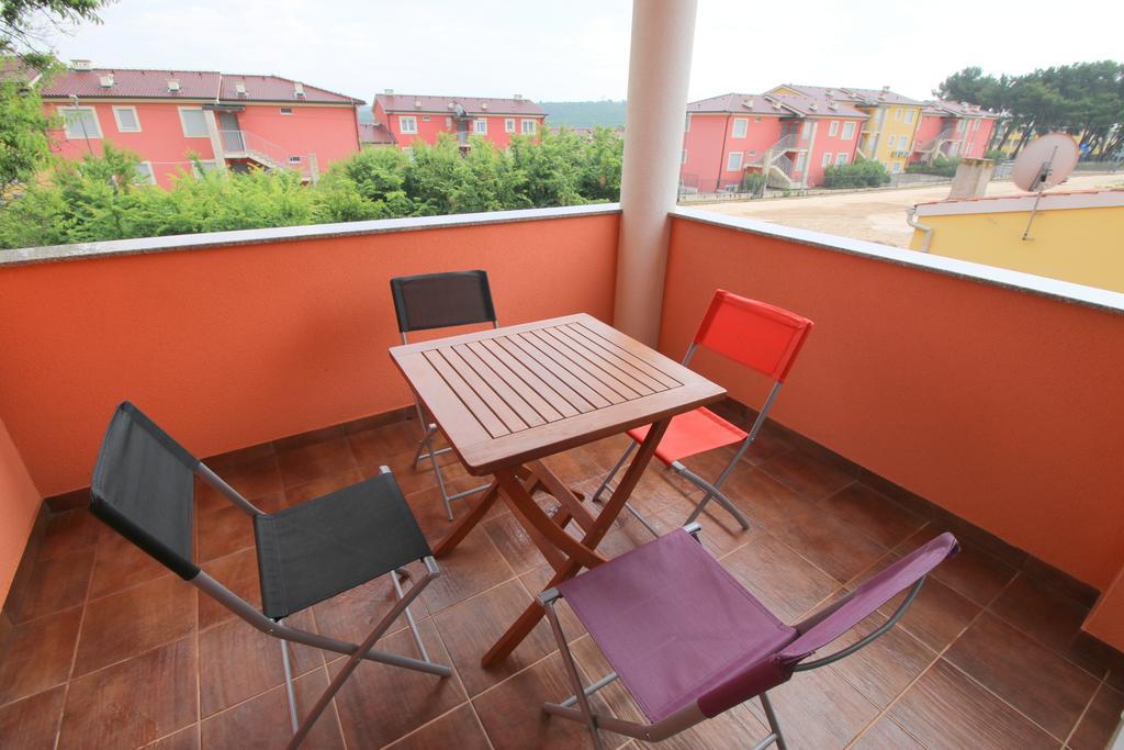 Apartment Luzia Banjole Exterior foto
